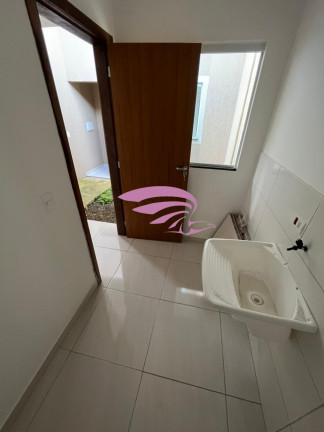Imagem Casa com 2 Quartos à Venda, 77 m² em Campo De Santana - Curitiba Imagem Casa com 2 Quartos à Venda, 77 m² em Campo De Santana - Curitiba