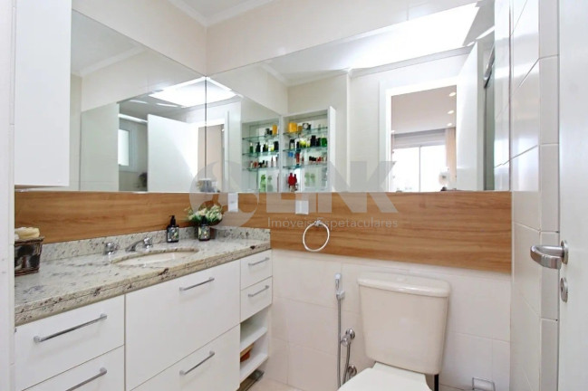 Imagem Apartamento com 2 Quartos à Venda, 81 m² em Passo Da Areia - Porto Alegre Imagem Apartamento com 2 Quartos à Venda, 81 m² em Passo Da Areia - Porto Alegre
