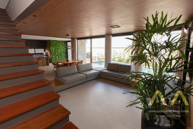 Imagem Casa com 4 Quartos à Venda, 400 m² em Tamboré - Santana De Parnaíba Imagem Casa com 4 Quartos à Venda, 400 m² em Tamboré - Santana De Parnaíba
