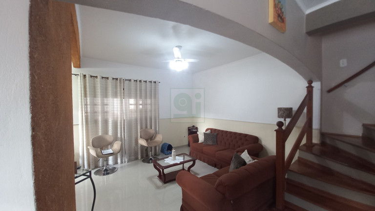 Imagem Casa com 3 Quartos à Venda, 347 m² em Veloso - Osasco