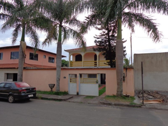 Imagem Sobrado com 5 Quartos à Venda, 250 m² em Sao Francisco - Serra Imagem Sobrado com 5 Quartos à Venda, 250 m² em Sao Francisco - Serra