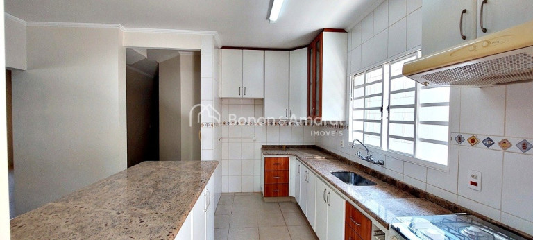 Imagem Casa com 3 Quartos à Venda, 585 m² em Loteamento Alphaville Campinas - Campinas Imagem Casa com 3 Quartos à Venda, 585 m² em Loteamento Alphaville Campinas - Campinas
