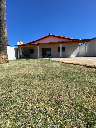 Casa com 3 Quartos à Venda, 400 m² em Vila Atlântida - Montes Claros