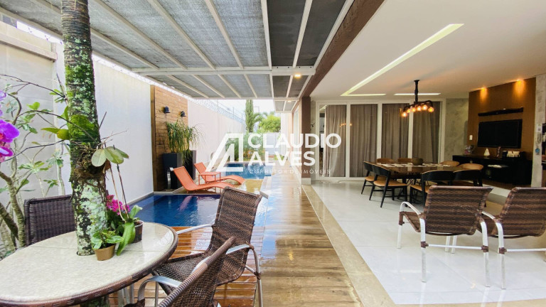 Imagem Casa de Condomínio com 4 Quartos à Venda, 372 m² em Sim - Feira De Santana Imagem Casa de Condomínio com 4 Quartos à Venda, 372 m² em Sim - Feira De Santana