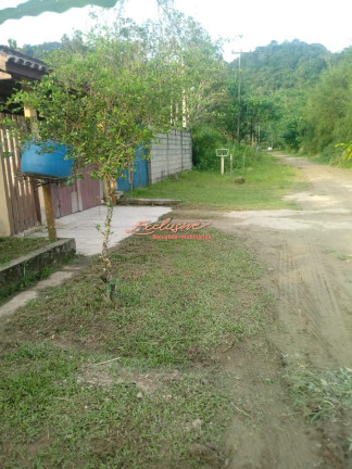 Imagem Casa com 4 Quartos à Venda, 300 m²