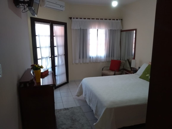 Sobrado com 2 Quartos à Venda, 137 m² em Residencial Ouro Verde - Pindamonhangaba