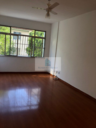 Imagem Imóvel com 3 Quartos à Venda, 88 m² em Icaraí - Niterói Imagem Imóvel com 3 Quartos à Venda, 88 m² em Icaraí - Niterói