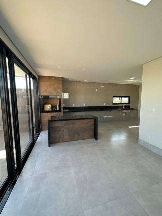 Imagem Casa de Condomínio com 3 Quartos à Venda, 230 m² em Condomínio Belvedere Ii - Cuiabá
