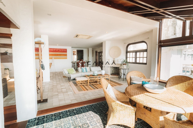 Imagem Casa de Condomínio com 3 Quartos à Venda, 650 m² em Joá - Rio De Janeiro Imagem Casa de Condomínio com 3 Quartos à Venda, 650 m² em Joá - Rio De Janeiro