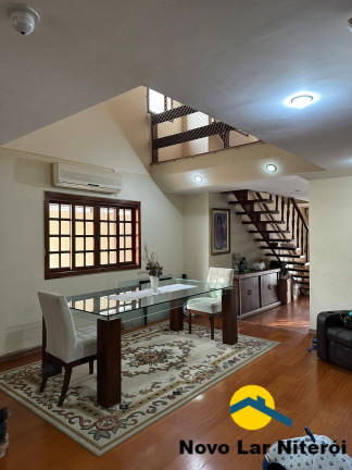 Imagem Casa com 3 Quartos à Venda, 302 m² em Piratininga - Niterói