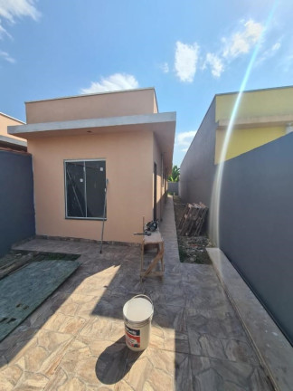 Imagem Casa com 2 Quartos à Venda, 63 m² em Balneario Dos Golfinhos - Caraguatatuba