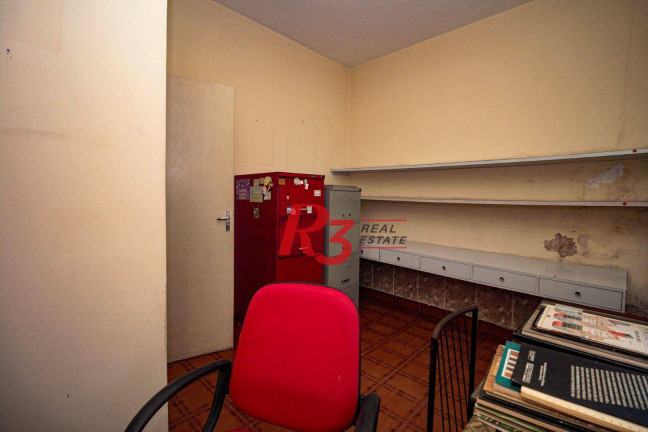 Imagem Sobrado com 4 Quartos à Venda, 261 m² em Encruzilhada - Santos