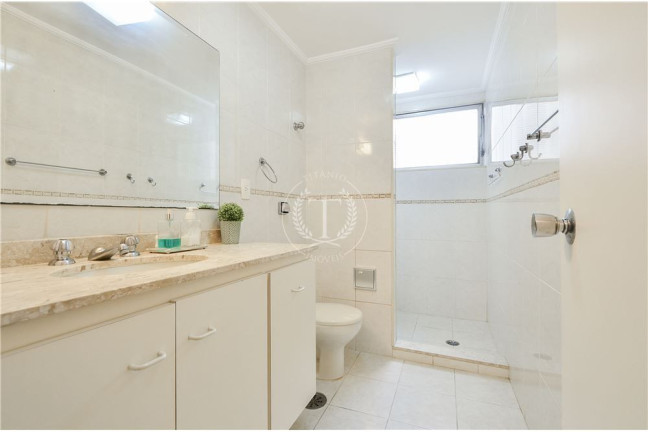 Imagem Apartamento com 3 Quartos à Venda, 199 m² em Santa Cecília - São Paulo