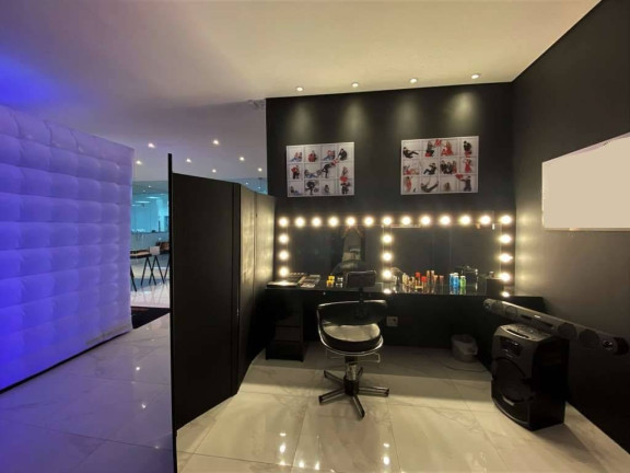 Imagem Imóvel Comercial à Venda, 1 m² em Jardim Lambreta - Cotia Imagem Imóvel Comercial à Venda, 1 m² em Jardim Lambreta - Cotia