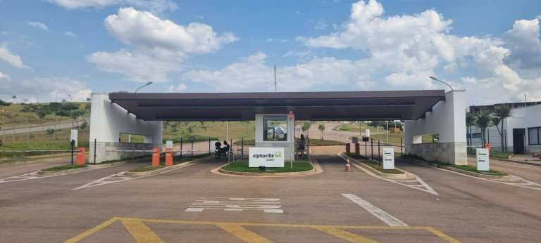Terreno em Condomínio à Venda, 682 m² em Vila Maringá - Jundiaí