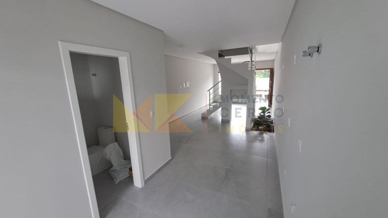 Imagem Sobrado com 3 Quartos à Venda, 124 m² em Escola Agrícola - Blumenau Imagem Sobrado com 3 Quartos à Venda, 124 m² em Escola Agrícola - Blumenau