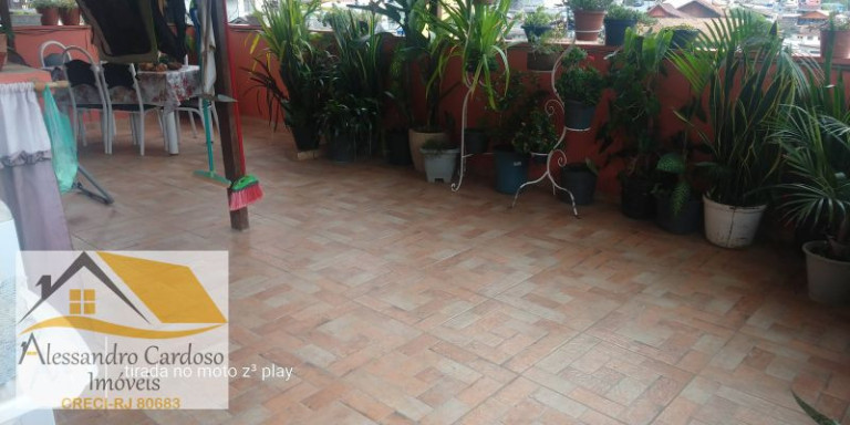 Imagem Casa com 4 Quartos à Venda, 200 m²