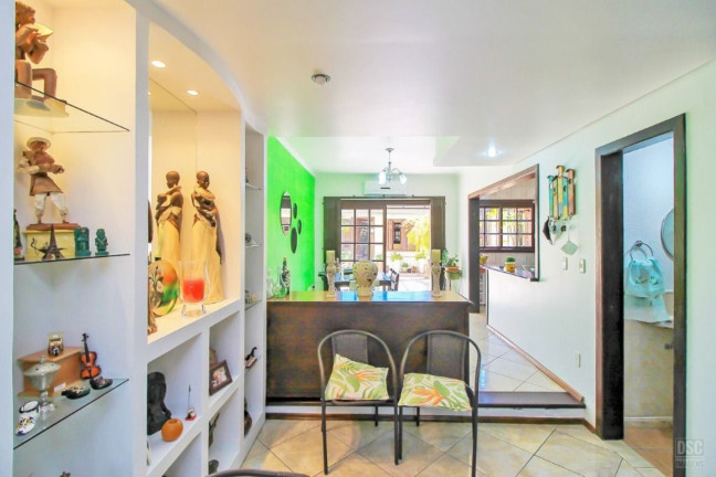 Imagem Casa com 3 Quartos à Venda,  em Cavalhada - Porto Alegre