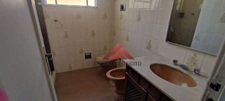 Imagem Apartamento com 2 Quartos à Venda, 110 m² em Centro - Niterói Imagem Apartamento com 2 Quartos à Venda, 110 m² em Centro - Niterói