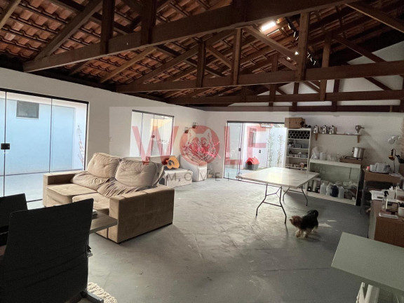 Imagem Casa com 3 Quartos à Venda, 340 m² em Santa Felicidade - Curitiba