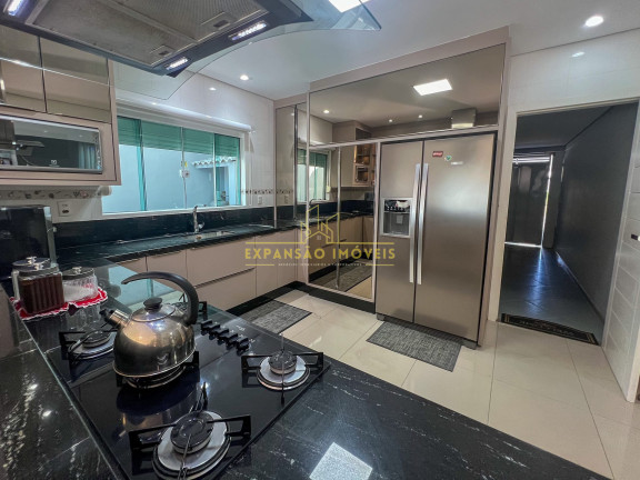 Imagem Casa com 4 Quartos à Venda, 360 m² em Pedra Branca - Palhoça Imagem Casa com 4 Quartos à Venda, 360 m² em Pedra Branca - Palhoça