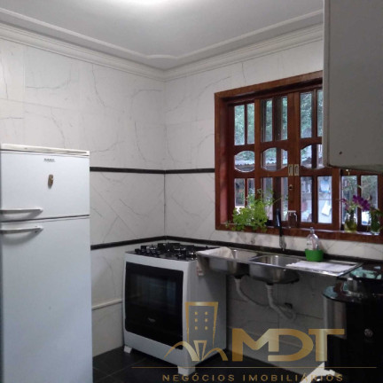 Imagem Casa com 2 Quartos à Venda, 110 m² em Saraiva - Betim