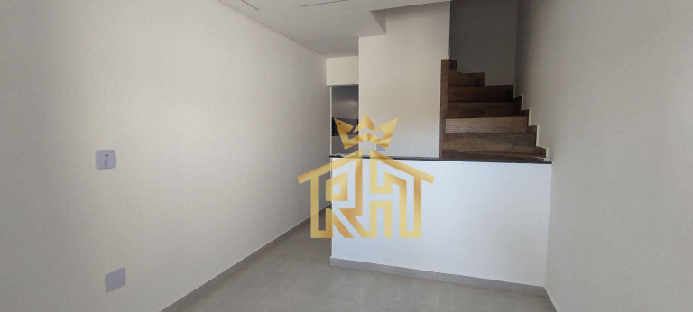 Imagem Sobrado com 3 Quartos à Venda, 90 m² em Maracanã - Praia Grande Imagem Sobrado com 3 Quartos à Venda, 90 m² em Maracanã - Praia Grande
