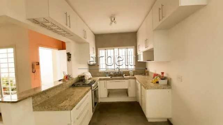 Imagem Casa com 4 Quartos à Venda, 180 m² em Sumaré - São Paulo Imagem Casa com 4 Quartos à Venda, 180 m² em Sumaré - São Paulo