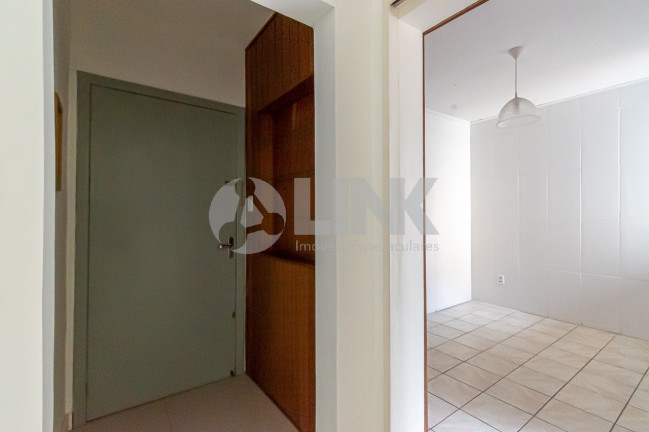 Imagem Apartamento com 2 Quartos à Venda, 66 m² em Santana - Porto Alegre Imagem Apartamento com 2 Quartos à Venda, 66 m² em Santana - Porto Alegre