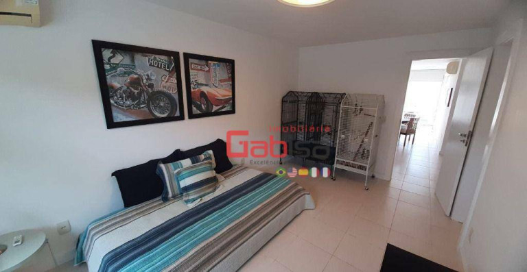 Imagem Casa com 4 Quartos à Venda, 300 m² em Ferradura - Armação Dos Búzios Imagem Casa com 4 Quartos à Venda, 300 m² em Ferradura - Armação Dos Búzios