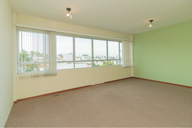 Imagem Sala Comercial à Venda, 32 m² em Petrópolis - Porto Alegre Imagem Sala Comercial à Venda, 32 m² em Petrópolis - Porto Alegre