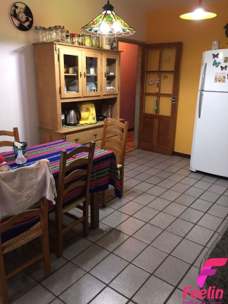 Imagem Casa com 3 Quartos à Venda, 280 m² em Campeche - Florianópolis
