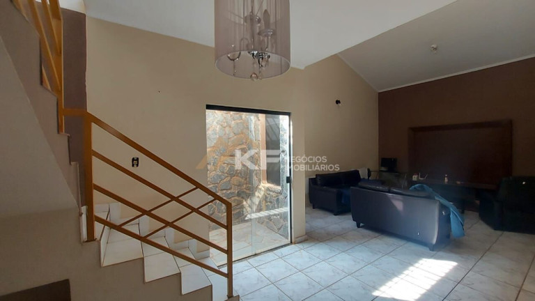 Imagem Casa com 3 Quartos à Venda, 207 m² em Jardim Alexandre Balbo - Ribeirão Preto Imagem Casa com 3 Quartos à Venda, 207 m² em Jardim Alexandre Balbo - Ribeirão Preto