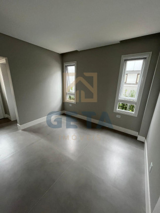 Imagem Sobrado com 4 Quartos à Venda, 270 m² em Santa Regina  - Camboriú