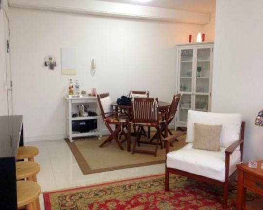 Imagem Apartamento com 3 Quartos à Venda, 72 m² em São João - Porto Alegre Imagem Apartamento com 3 Quartos à Venda, 72 m² em São João - Porto Alegre