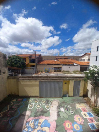 Imagem Casa com 4 Quartos à Venda, 180 m² em Maraponga - Fortaleza Imagem Casa com 4 Quartos à Venda, 180 m² em Maraponga - Fortaleza