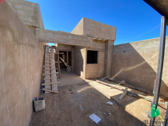 Casa com 2 Quartos à Venda, 50 m² em Novo Delfino - Montes Claros