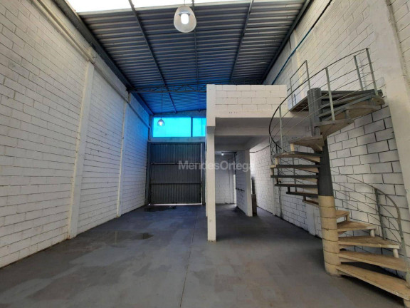 Imagem Galpão à Venda ou Locação, 235 m² em Jardim Tulipas - Sorocaba Imagem Galpão à Venda ou Locação, 235 m² em Jardim Tulipas - Sorocaba