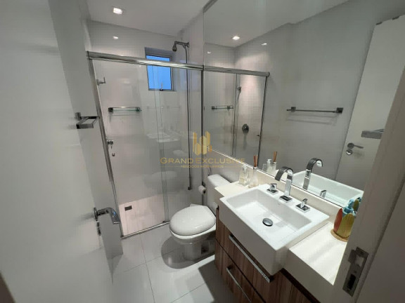 Imagem Apartamento com 3 Quartos à Venda, 128 m² em Pioneiros - Balneário Camboriú Imagem Apartamento com 3 Quartos à Venda, 128 m² em Pioneiros - Balneário Camboriú