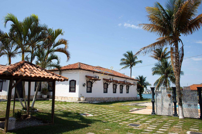 Imagem Casa com 15 Quartos à Venda, 500 m² em Ogiva - Cabo Frio