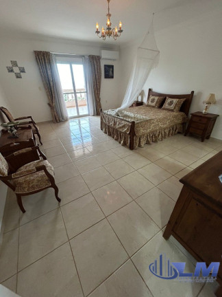 Imagem Casa com 4 Quartos à Venda, 337 m² em Santa Mônica - Guarapari