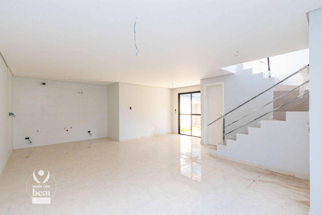 Imagem Sobrado com 3 Quartos à Venda, 105 m² em Uberaba - Curitiba
