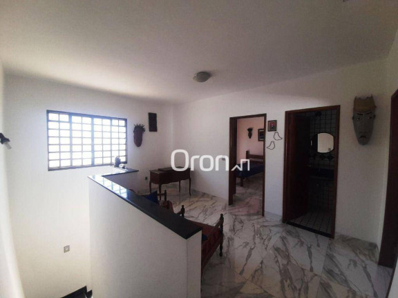 Imagem Sobrado com 3 Quartos à Venda, 270 m² em Jardim América - Goiânia