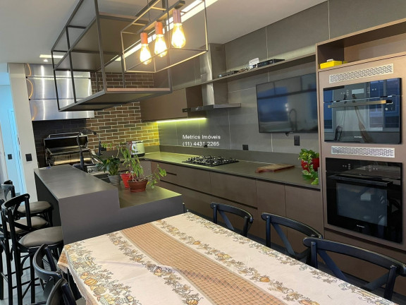 Imóvel com 4 Quartos à Venda, 300 m² em Jardim Ana Maria - Jundiaí