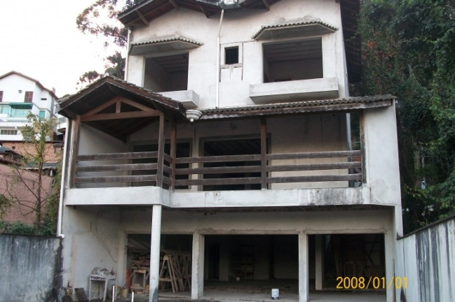 Imagem Sobrado com 3 Quartos à Venda, 340 m² em Vila Albertina - São Paulo