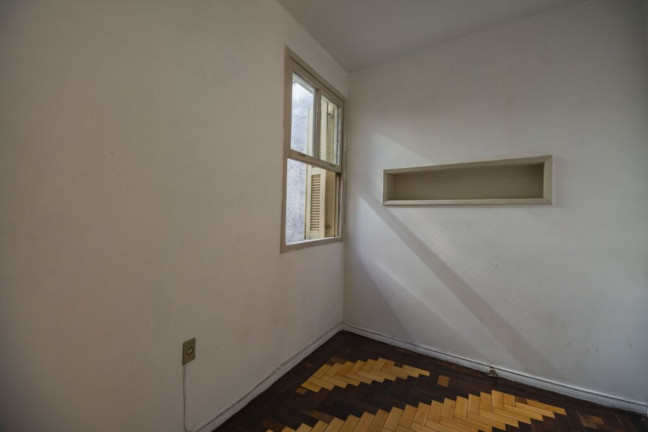 Imagem Imóvel com 3 Quartos à Venda, 88 m² em Bom Fim - Porto Alegre Imagem Imóvel com 3 Quartos à Venda, 88 m² em Bom Fim - Porto Alegre