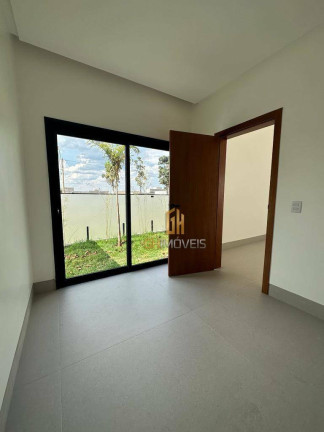 Imagem Casa com 3 Quartos à Venda, 232 m² em Terras Alpha 01 - Senador Canedo
