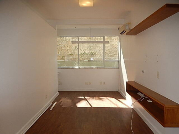 Imagem Apartamento com 3 Quartos à Venda, em Leblon - Rio De Janeiro Imagem Apartamento com 3 Quartos à Venda, em Leblon - Rio De Janeiro