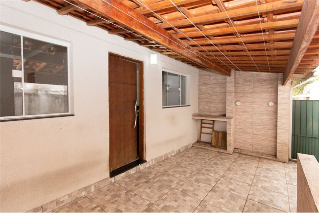 Casa com 4 Quartos à Venda,  em Vila Invernada - São Paulo