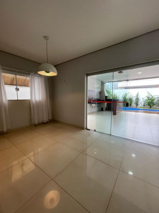 Imagem Casa com 3 Quartos à Venda, 328 m² em Condomínio Belvedere - Cuiabá Imagem Casa com 3 Quartos à Venda, 328 m² em Condomínio Belvedere - Cuiabá